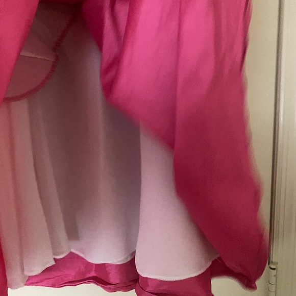 Bright pink skirt - Picture 4 of 5